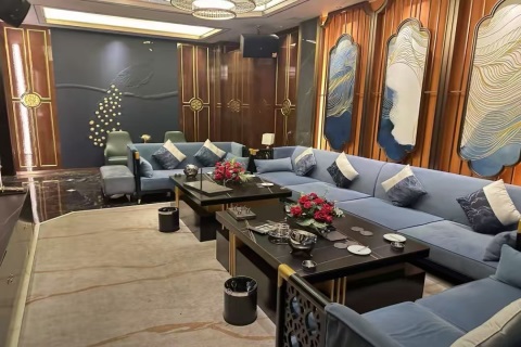 烟台KTV招聘礼仪模特,心有多大舞台就有多大